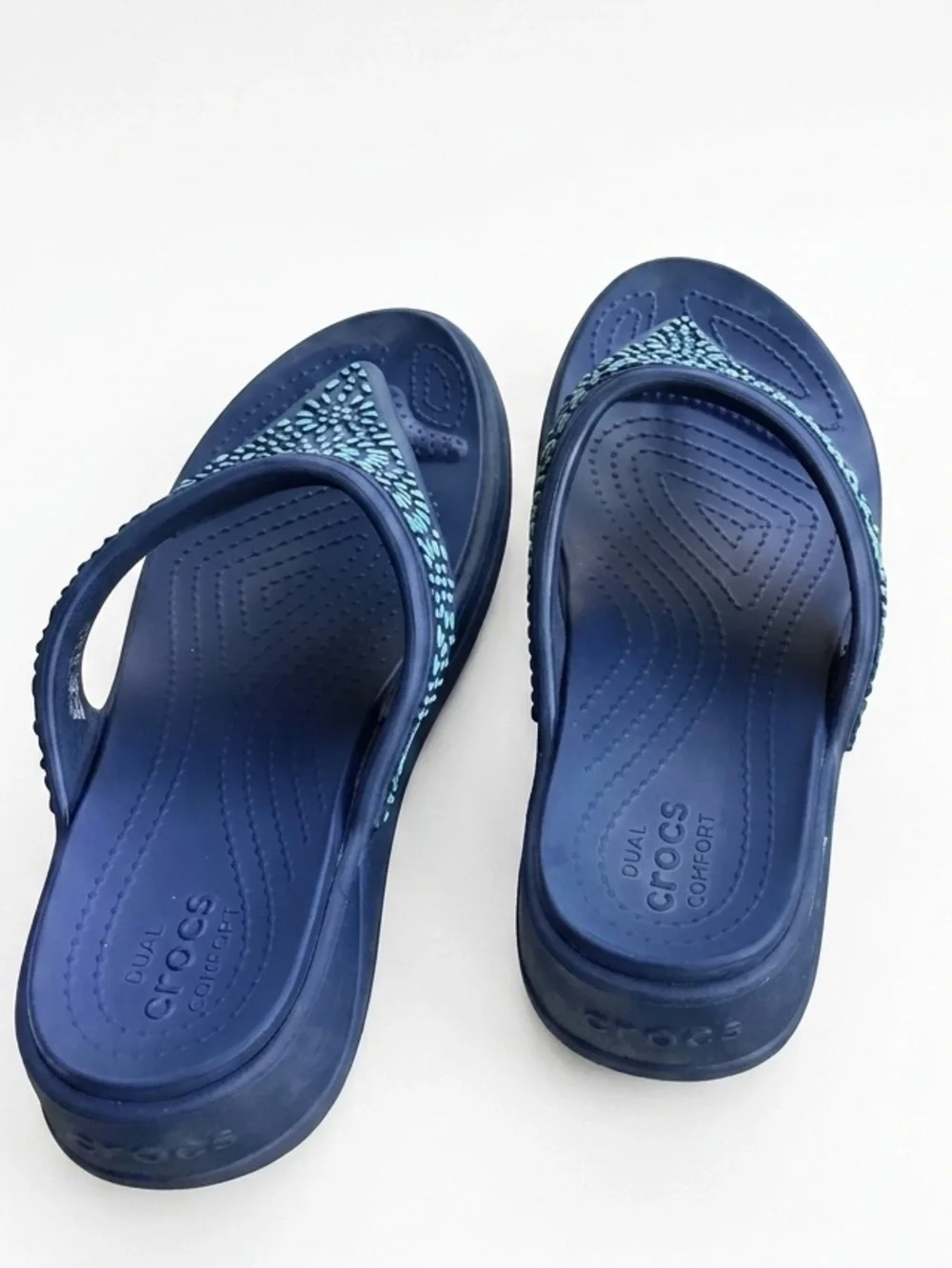 CROCS Monterey Embellished  Wedge Flip Flop NAVY Size 10 Boho Comfortable